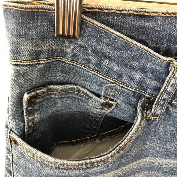 PLUS Levi’s Performance 511 Slim Jeans - Picture 6 of 7